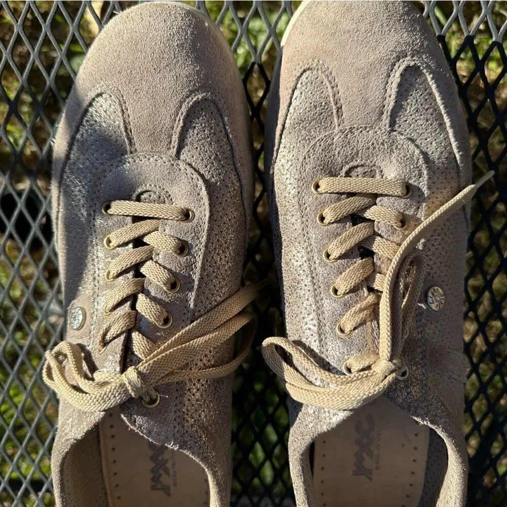 ☘️- IMAC Metallic Beige Leather Sneakers Light Style. Made in Italy Sz 41